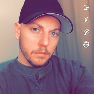 Meet your Posher, Jason